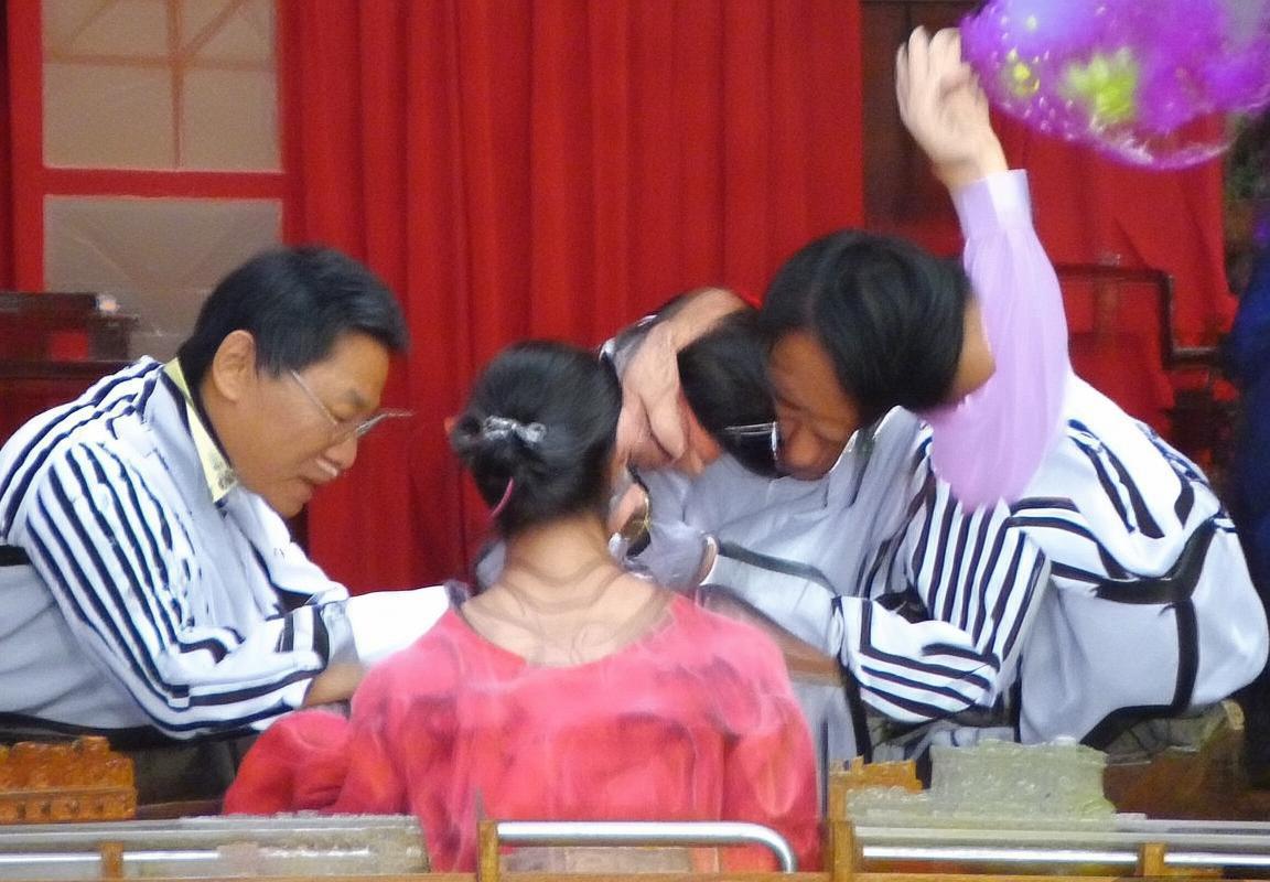 费兰托雷斯：从青训天才到足球巨星的成长之路(图2)